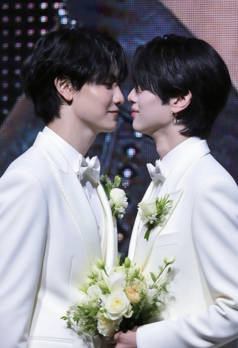 WHY NOT?????

#จุงดัง #JoongDunk