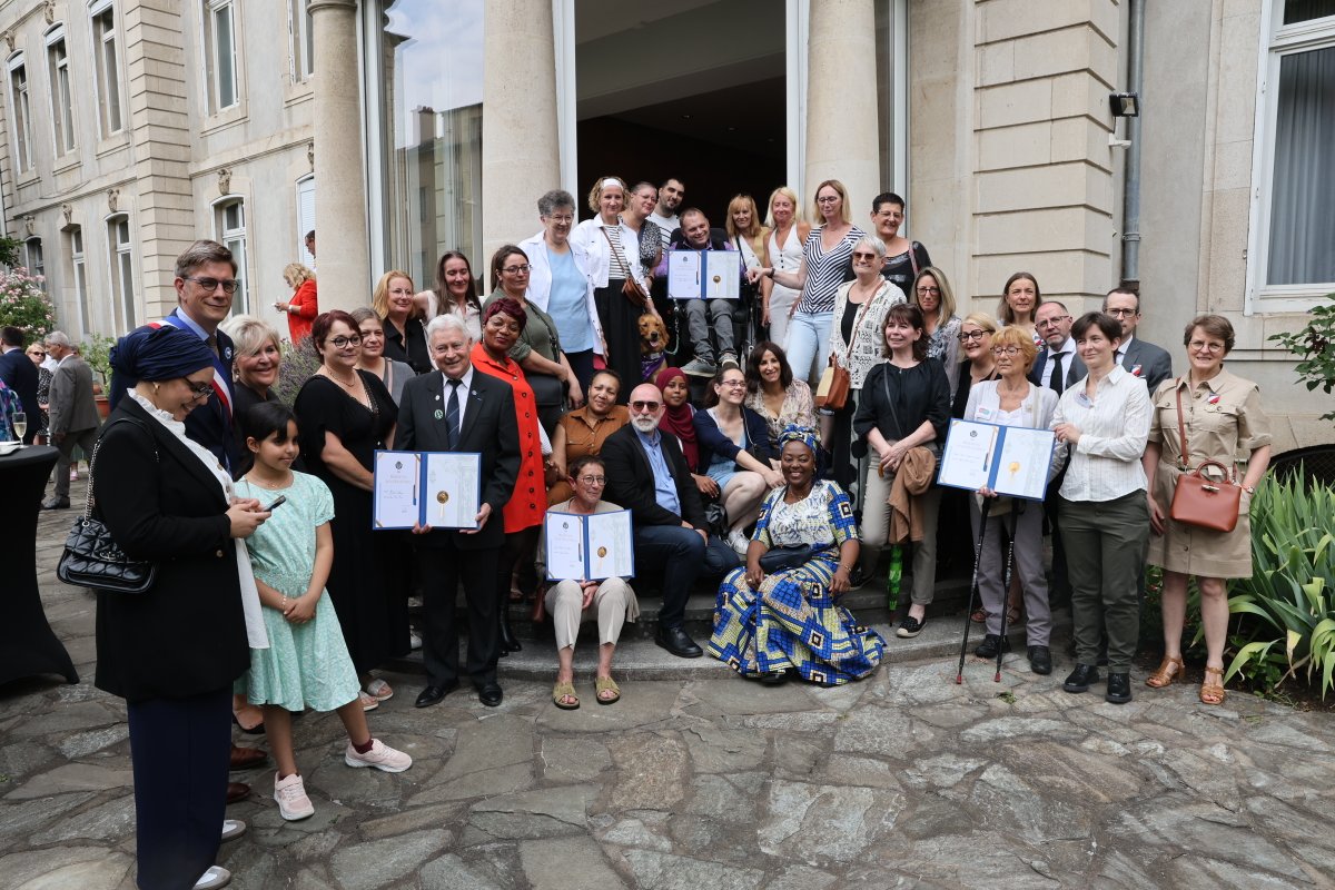 #FêteNationale 🇫🇷| Cérémonie du 14 juillet 2025 de Nancy présidée par Françoise SOULIMAN, préfet de Meurthe-et-Moselle, en présence des autorités civiles et militaires ainsi que des élus locaux.
 
 ➡️ Célébrée chaque 14 juillet depuis 145 ans, cette journée commémore à la fois la