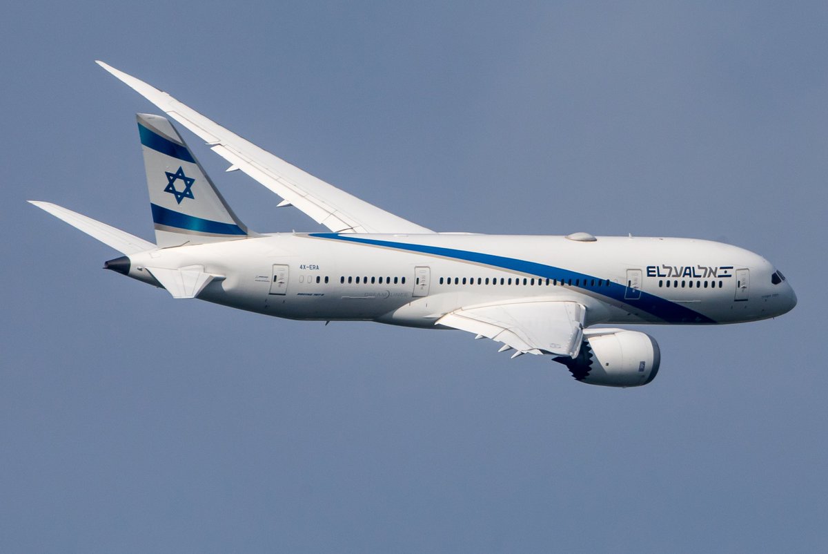 2025.7.13 成田アプローチ
El Al  B787-8 Dreamliner  4X-ERA
Aランにアプローチしているのかと思いきや、随分と高度が低いと思ったら逆捻りしてBランへとリカバリーして行きました。これがたまに撮れる午後の逆捻りですね。
#成田空港 #ファイナルコーナー 
#稲敷カーブ 
#ElAl #B787