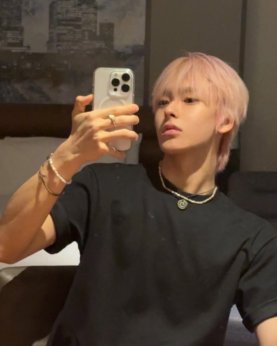 🪞 현준이 거울샷 모음 🪞