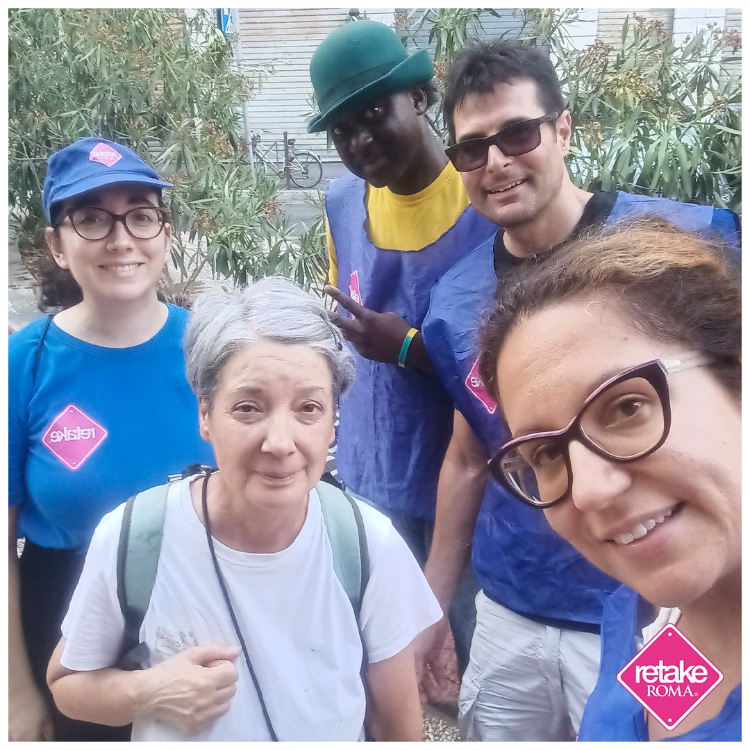 La città è grande, c'è sempre tanto da fare e spesso ci tocca tornare su luoghi di cui ci eravamo già presi cura, ma siamo altrettanto fiduciosi che la nostra iniziativa darà frutti perché l’educazione civica si fa con l’esempio.
Buon lunedì.

#retakeroma #volontariato