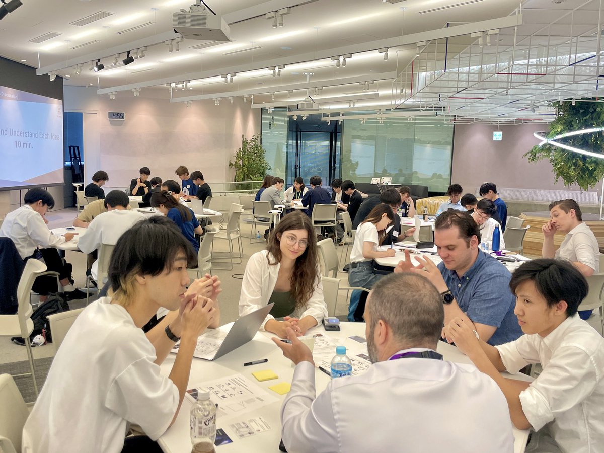 ASE_lab_'s tweet image. 【カンファレンス&amp;amp;サイドイベントを終えました！】

先週、東京都虎ノ門にて開催されたSPACETIDEカンファレンスにて、ASE-Lab.メンバーがスタッフという形で協力させていただきました。

また、国際団体であるSGAC(@SGAC)や国内学生団体と連携したサイドイベントSG[Japan]を主催し、盛況を収めました