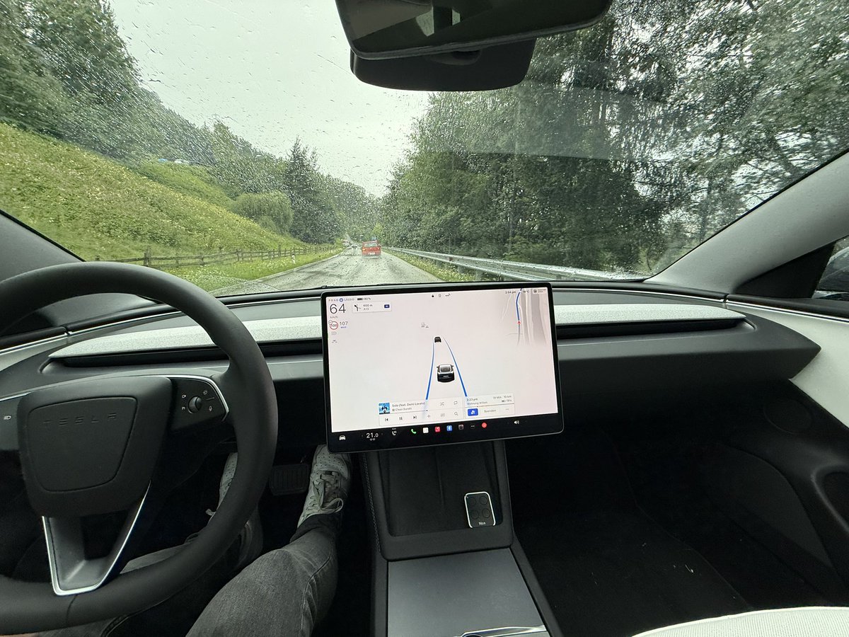 max_bracco's tweet image. Honestly there’s nothing better than coming home from a vacation where you didn’t need to drive and sit in a Tesla again!