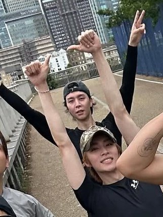 jsuhismyproblem's tweet photo. johnny with #smrun never ending saga https://t.co/UEhJzvXkMo