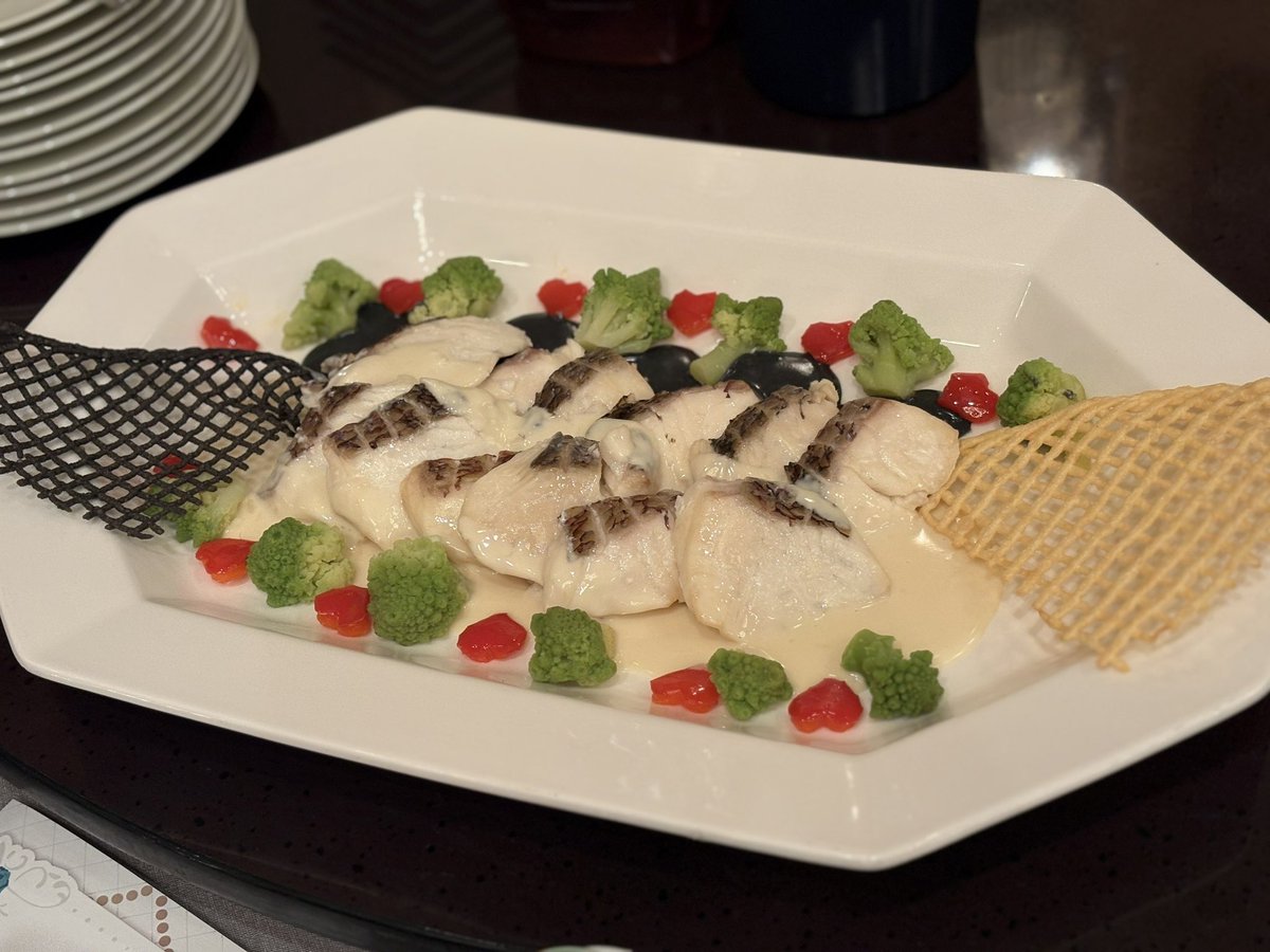 agetsuchi_ss's tweet image. 【#あげつちヨハ誕2025 特集①】
😈バースデーコース🍽️
オードブル:皆で誕生日を祝いたい
スープ:New Romantic Birthday
お造り:地元愛♡おつくり♡満タン ☆サマーライフ
魚料理:In this yohane's world
肉料理:生誕 探偵ヨハネ
食事:YYY!Birthday Party
デザート:永久に続くStageへ