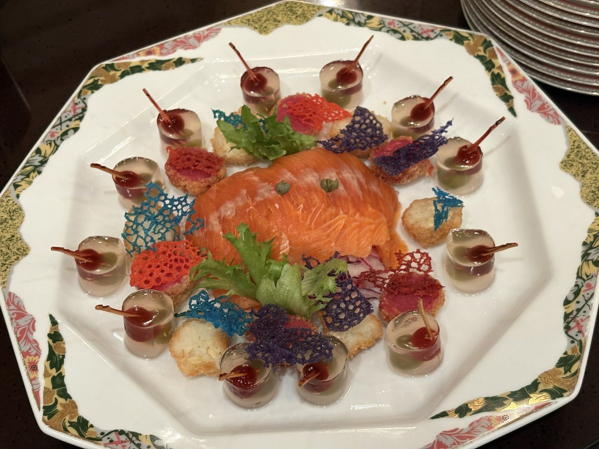 agetsuchi_ss's tweet image. 【#あげつちヨハ誕2025 特集①】
😈バースデーコース🍽️
オードブル:皆で誕生日を祝いたい
スープ:New Romantic Birthday
お造り:地元愛♡おつくり♡満タン ☆サマーライフ
魚料理:In this yohane's world
肉料理:生誕 探偵ヨハネ
食事:YYY!Birthday Party
デザート:永久に続くStageへ