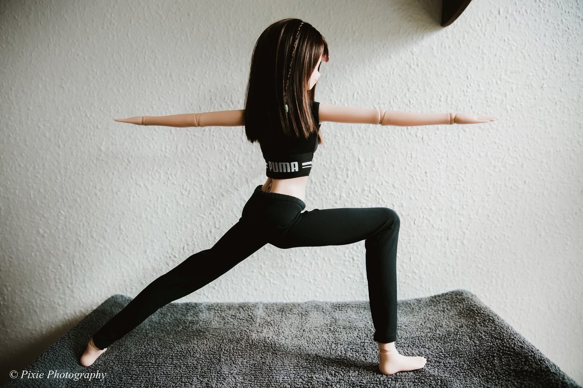 pygnille's tweet image. Yoga with Starlight #smartdoll #smartdollstarlight #smartdollphotography #dollphotography #smartdolllife #smartdollstories #dannychoo