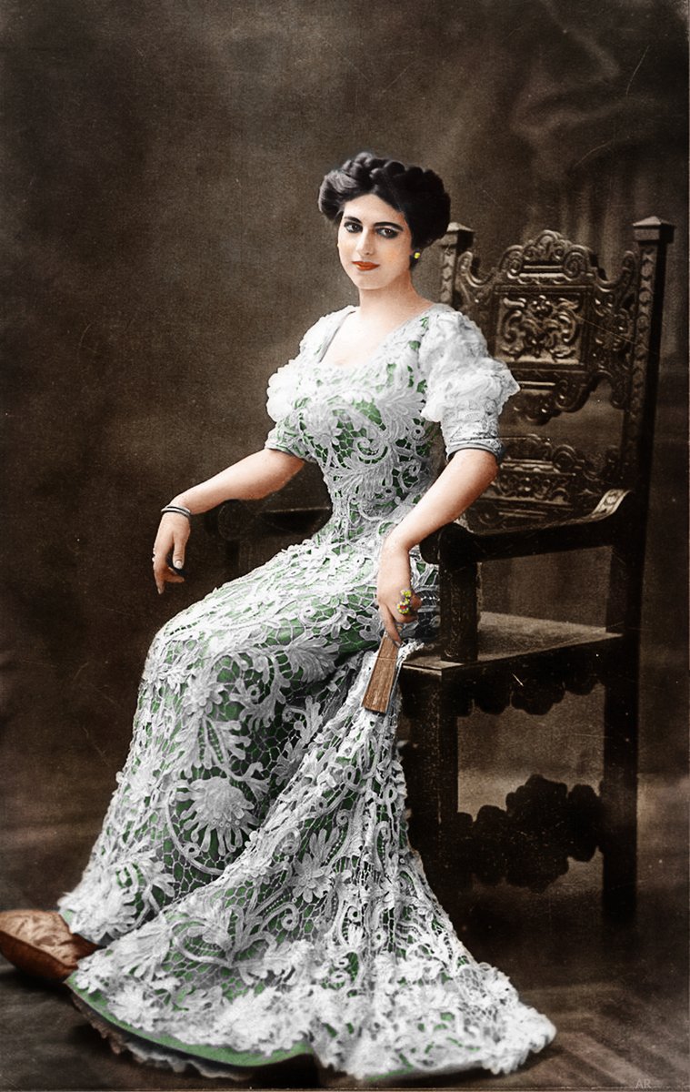 paulsportrait's tweet image. #MataHari #Colorized 
en.wikipedia.org/wiki/Mata_Hari