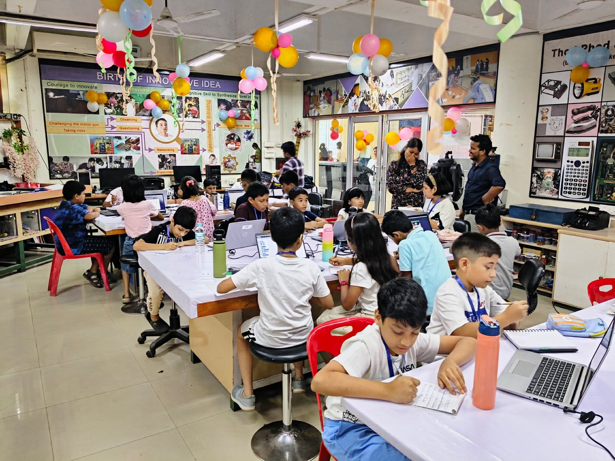 ncsmgoi's tweet image. Subject covered "Creative Art and Craft", "3D Designing and printing", "AI Robotics", "Starlight Adventure (Astronomy and STEM activity)".
Glimpses of day-📸
#AISummerCamp #RoboticsFun #NSCGuwahati #NCSMIndia #ScienceForAll #TechAdventures #MinistryOfCulture #ExploreWithNSC