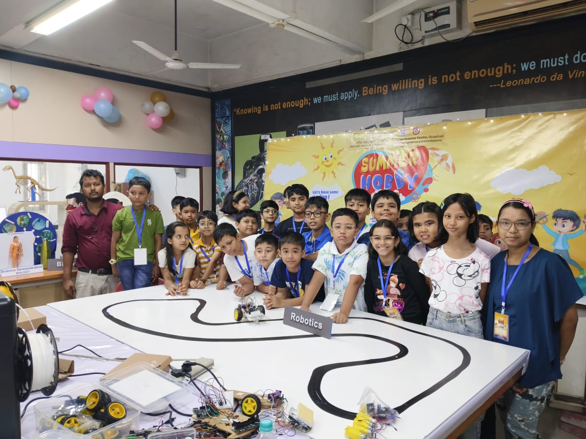 ncsmgoi's tweet image. Subject covered "Creative Art and Craft", "3D Designing and printing", "AI Robotics", "Starlight Adventure (Astronomy and STEM activity)".
Glimpses of day-📸
#AISummerCamp #RoboticsFun #NSCGuwahati #NCSMIndia #ScienceForAll #TechAdventures #MinistryOfCulture #ExploreWithNSC