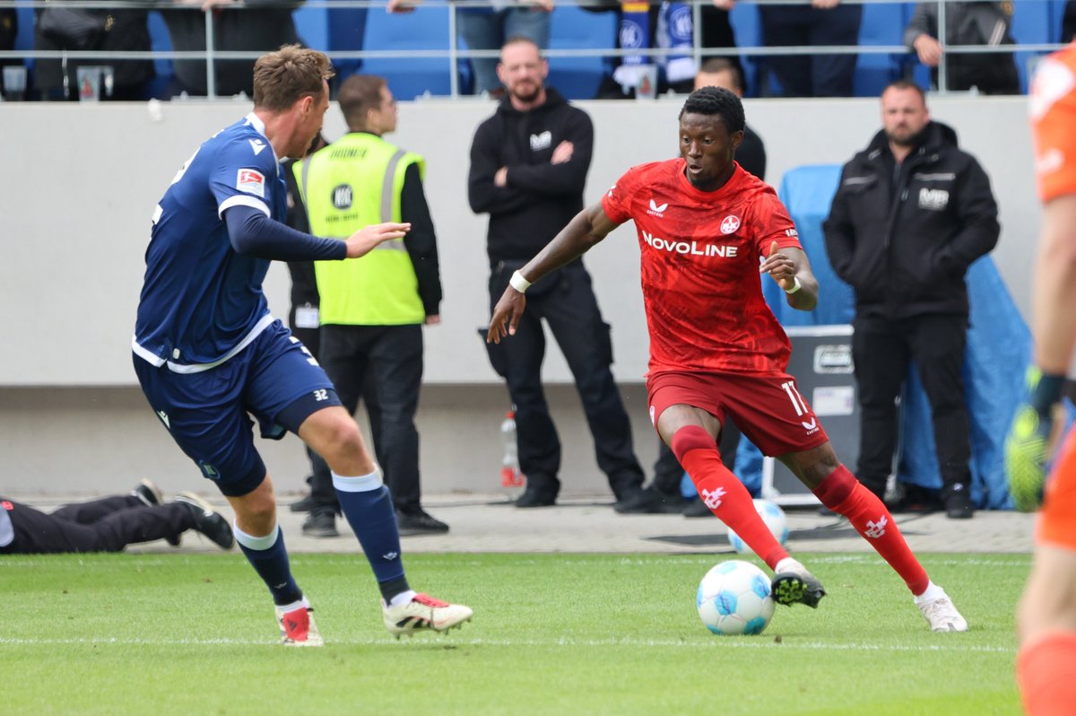 Dennis Bayer (@_dennisbayer) on Twitter photo #Sky Info: Aaron #Opoku steht vor einem ablösefreien Wechsel zu <a href="/KayserisporFK/">Bellona Kayserispor</a>. Trainer #Gisdol schätzt die Schnelligkeit des Flügelspielers. Opoku war zuletzt auf dem #betze aktiv, sein Vertrag wurde aber nicht verlängert
<a href="/SkySportDE/">Sky Sport</a> <a href="/Plettigoal/">Florian Plettenberg</a> #Sky Info: Aaron #Opoku steht vor einem ablösefreien Wechsel zu <a href="/KayserisporFK/">Bellona Kayserispor</a>. Trainer #Gisdol schätzt die Schnelligkeit des Flügelspielers. Opoku war zuletzt auf dem #betze aktiv, sein Vertrag wurde aber nicht verlängert
<a href="/SkySportDE/">Sky Sport</a> <a href="/Plettigoal/">Florian Plettenberg</a>