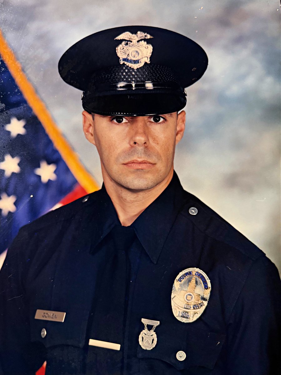 cdgowen's tweet photo. The proudest day of my life was a culmination of hard work and years in the making. On Badge Day, when I received my badge, I was overcome with emotion, I actually cried.  Nothing will ever compare to the honor of calling myself a Los Angeles Police Officer. https://t.co/stpMeyfPXb