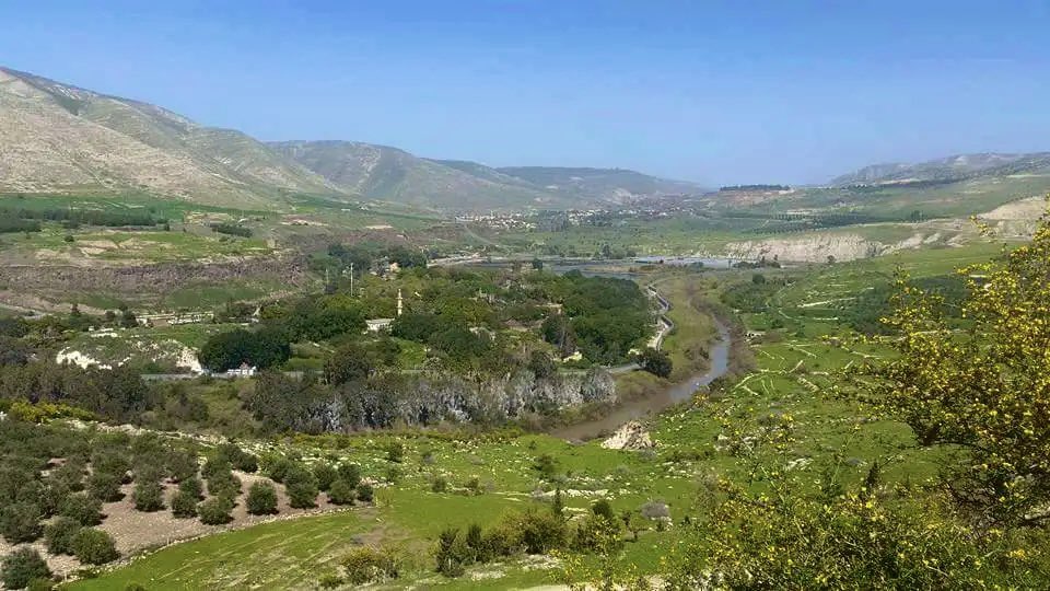 BeirutiDruze's tweet image. Jabal al-Druze, its largest city Suweida, is among the last regions in Syria still shielded from the terror and violence of HTS rule, and the last place where Druze and Christians can live freely without persecution. The jihadists see this, and consider it an affront, an outrage.