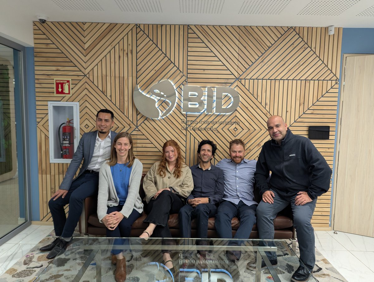 Estuvimos en <a href="/el_BID/">Banco Interamericano de Desarrollo</a> <a href="/the_IDB/">Inter-American Development Bank</a> dictando un curso de capital natural junto al <a href="/NatCapProject/">Natural Capital Project</a> de la Universidad de <a href="/Stanford/">Stanford University</a> para personal de <a href="/FinanzasEc/">Economía Finanzas Ec</a>, @Ambiente_Ec, <a href="/INABIO_EC/">INABIO.EC</a>, <a href="/USFQ_Ecuador/">Universidad San Francisco de Quito</a> y <a href="/nawe_org/">Nacionalidad Waorani del Ecuador-NAWE</a>.

Impulsamos políticas y mecanismos financieros basados en capital natural.