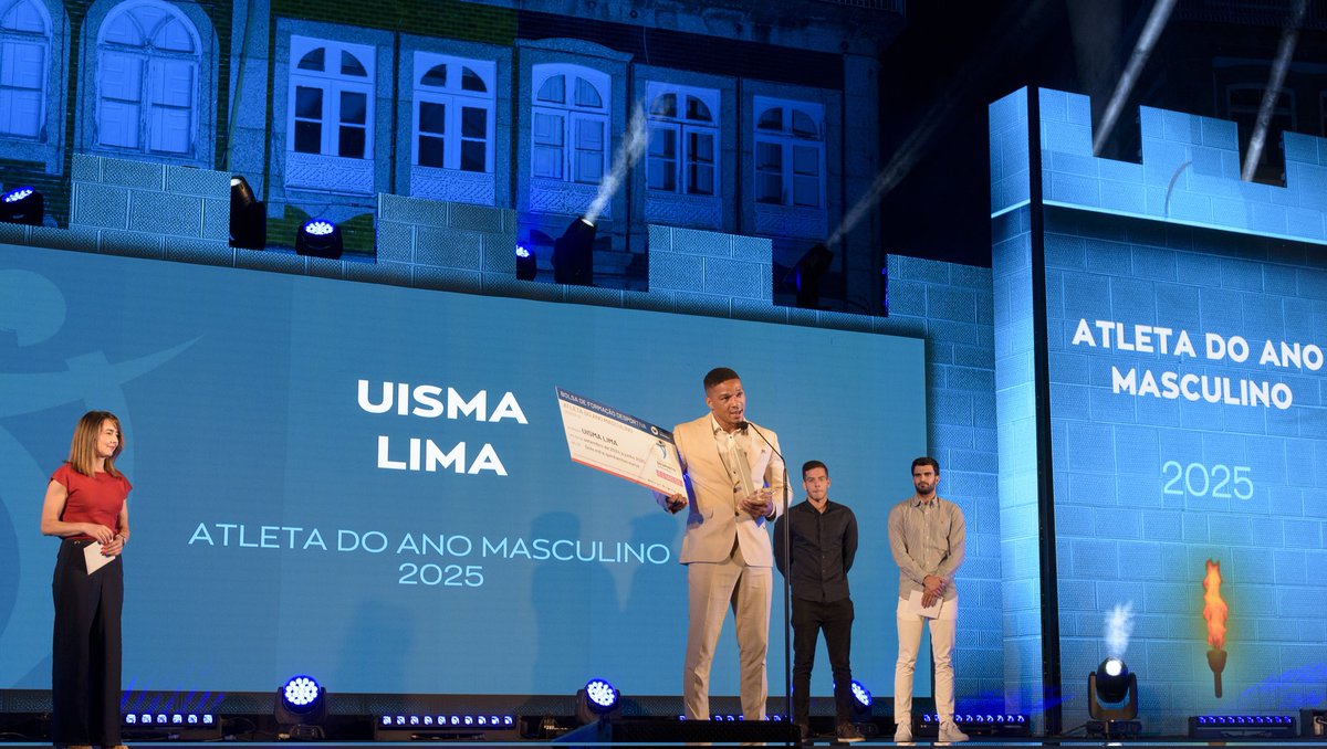 letsgomanage's tweet image. Uisma Lima Awarded Male Athlete of the Year at the Guimarฤes Sports Gala 2025! ๐๐๐ค๐
@IBOBoxing
@AVitoriaSempre