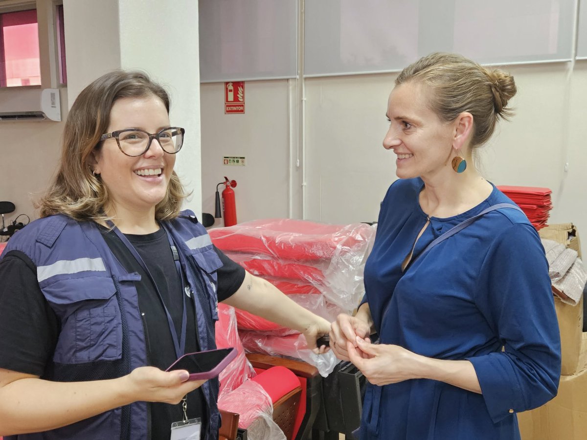 AngolaOms's tweet image. With support from INIS, WHOAngola, and the German Embassy, SEEG is training professionals in lab diagnostics and epidemiological surveillance in Angola.
WHO reaffirms its commitment to building local capacity for outbreak response.
#SEEG #WHO #PublicHealth #Angola