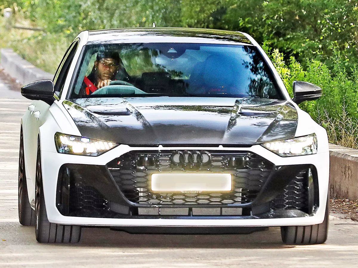 StretfordPaddck's tweet image. 🚨 Marcus Rashford, Alejandro Garnacho, Antony, Tyrell Malacia and Jadon Sancho are now expected to begin reporting back to Carrington - but not for team training and only after 5pm, once Ruben Amorim and the rest of the first-team squad have already left. [@mjcritchley]

#MUFC