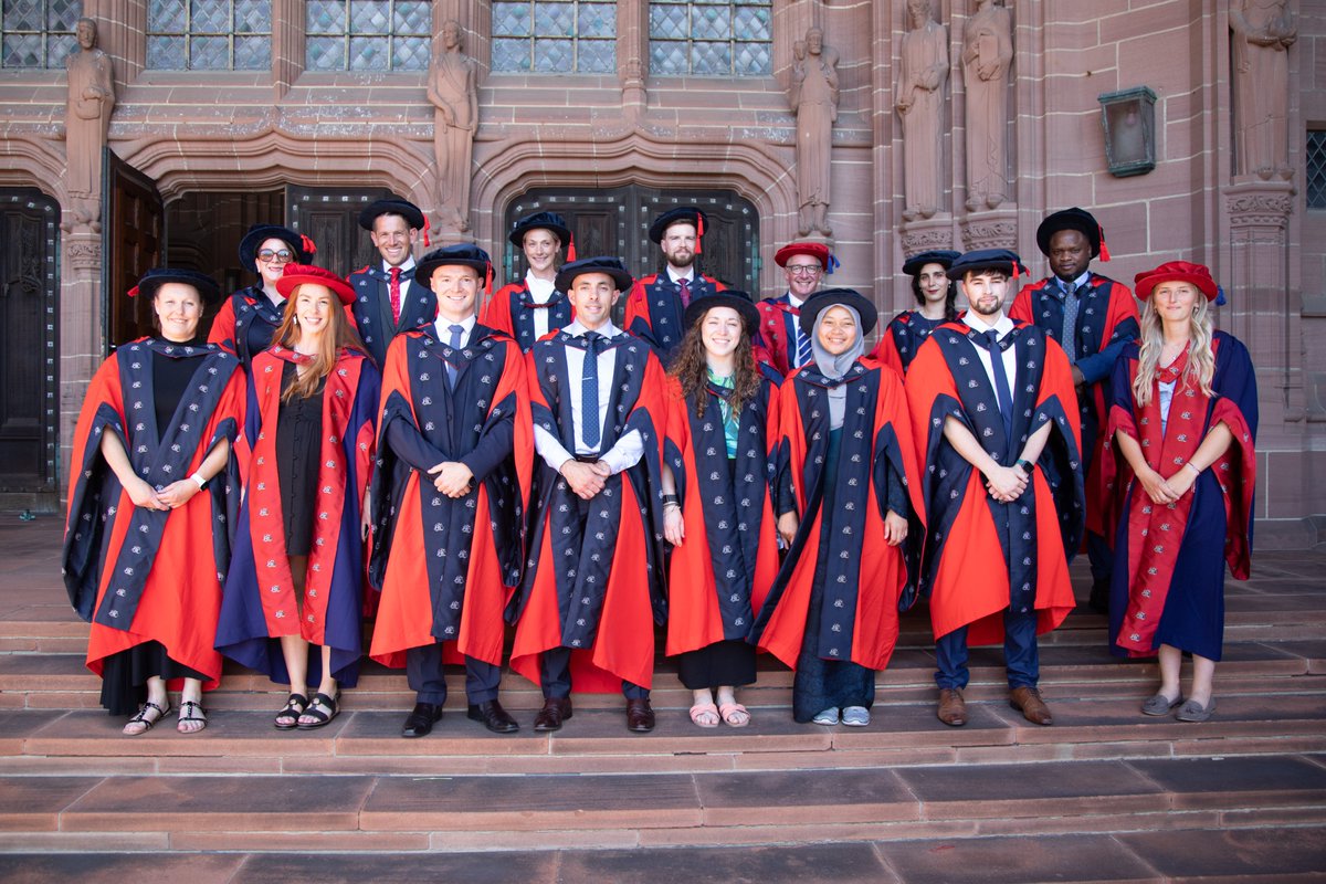 🎓 We proudly awarded 18 doctorates in the final graduation ceremony of 2025, celebrating the highest level of academic achievement and research excellence.

Congratulations to all our new PhD graduates 👏

🔗Read more: ljmu.ac.uk/about-us/news/…