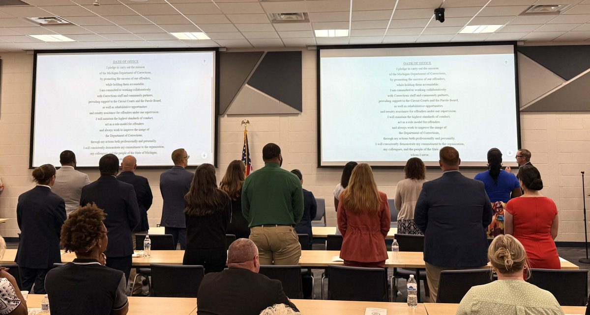 MDOCFOA's tweet image. Congratulations to the 2025 Laura Young FOA academy class.  15 agents took the Oath of Office ready to #MakeADifference.  Thank you to all of the new agents’s family and co-workers who came out to show their support. #WhatYouDoMatters #Purpose