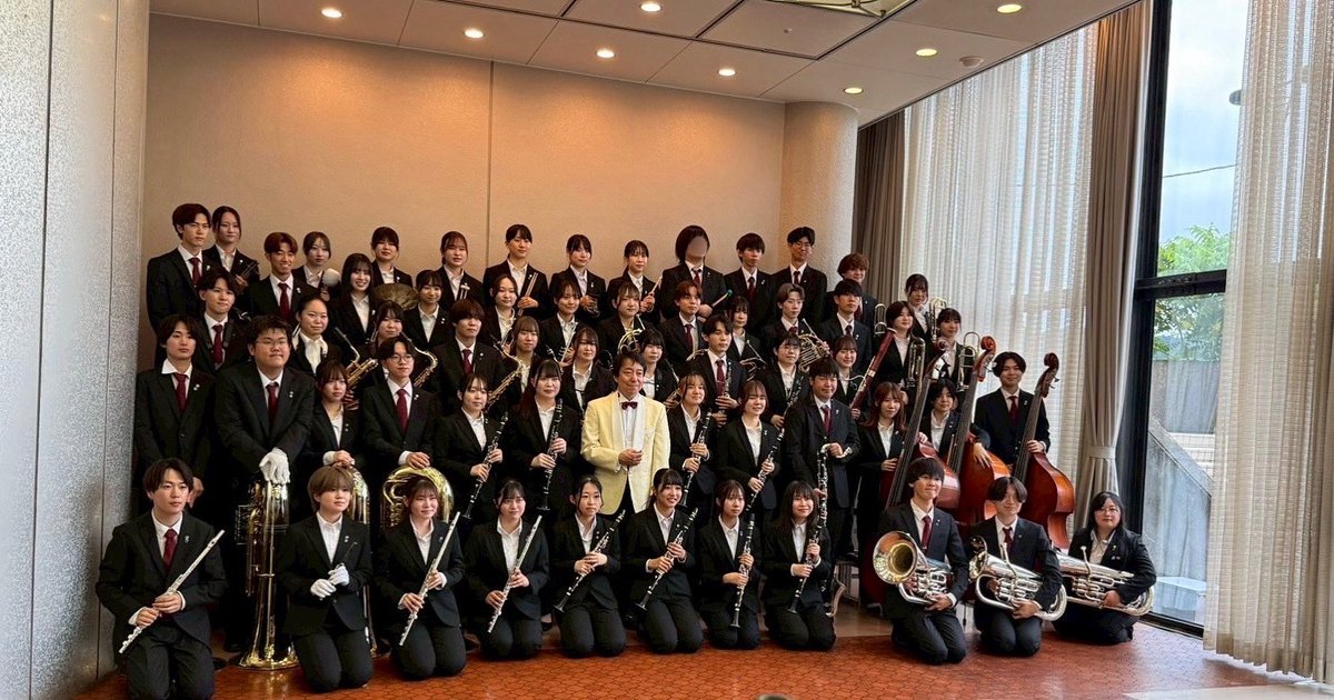 先日、トークネットホール仙台で行われた吹奏楽コンクール仙台太白・仙台宮城野若林地区大会にて、私たちSWEは金賞を受賞し、8月3日にイズミティ21で行われる宮城県大会への出場が決定しました🥇㊗️✨
今後も県大会に向けてさらに団員一丸となって頑張ります！応援のほどよろしくお願いします✊🏻❤️‍🔥🎶！