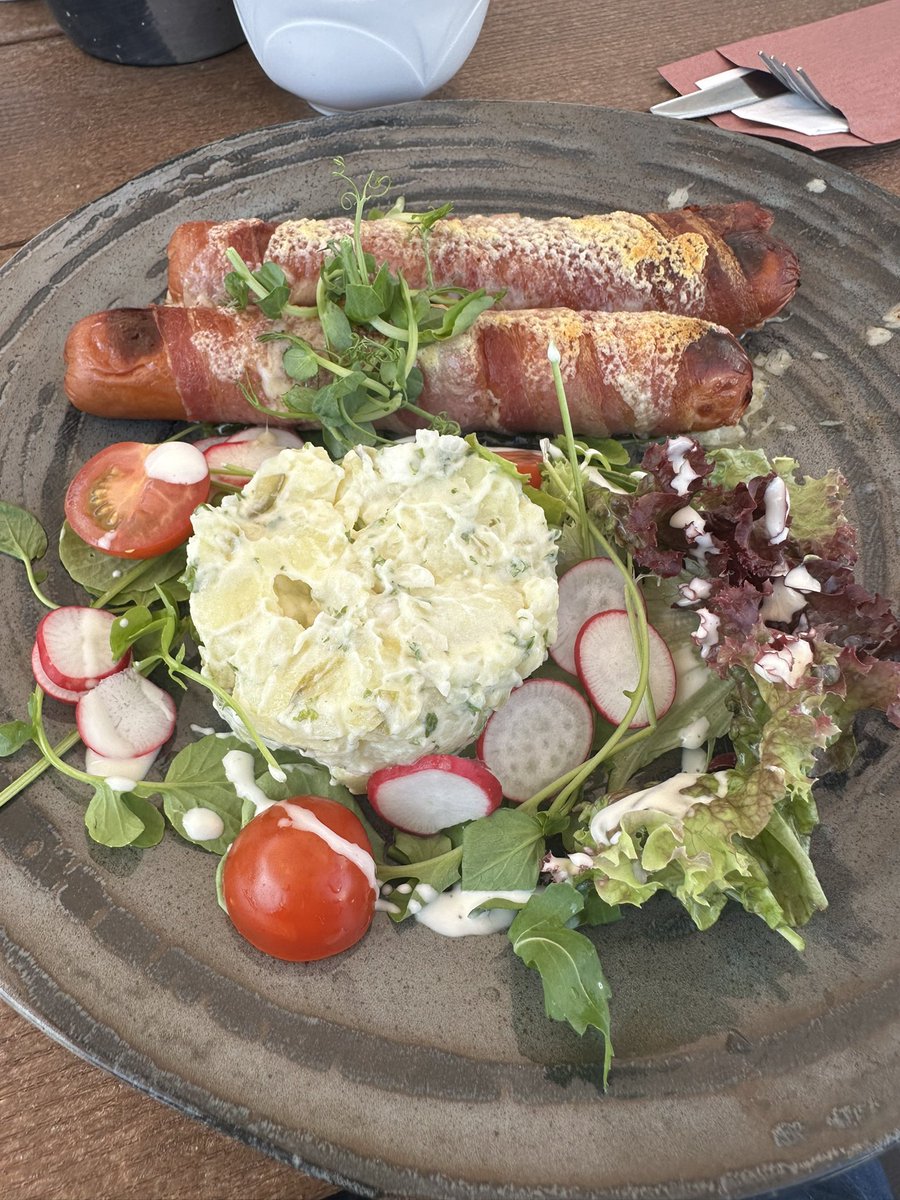 Davidpritch_gg's tweet image. Just had a Buerner Wurstel for lunch, amazing!! ππ π©πͺ