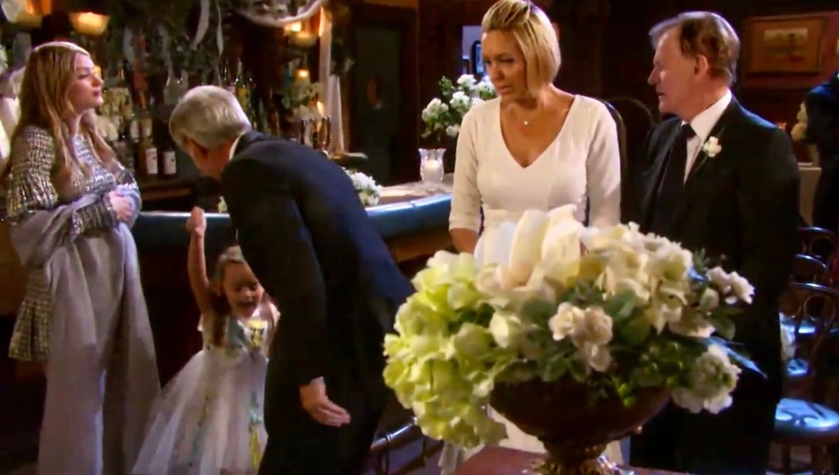 aoii92's tweet image. I don't think anyone was happier than John OTD ib 2020. That smile and how cute is he with Holly  😍 #Jarlena #Ericole #Days