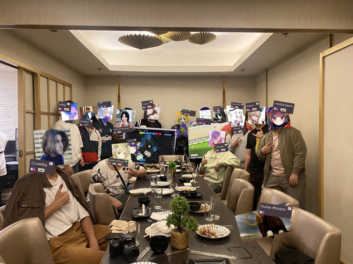 biggest meetup ive been to yet, congrats newton and thanks to everyone that came! i dont think i can fit everyone in one tweet lol

also im 23 today!🎂