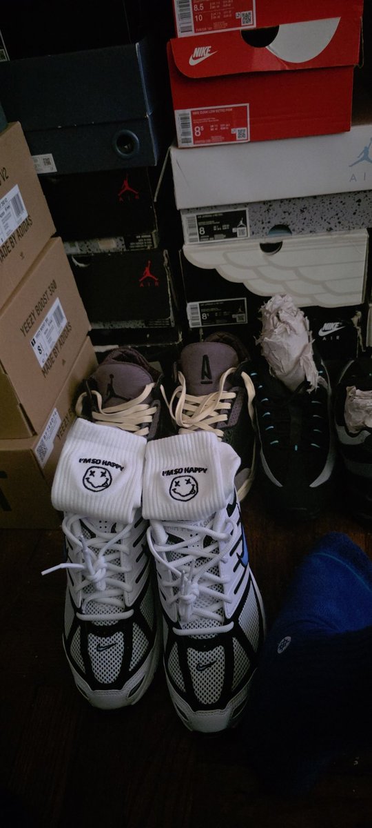 sjdidntgetthem's tweet photo. #SNEAKERS #KICKS #NIKE #AIRPEGASUS #WEARYOURKICKS #FOOTWEAR #WEARWHATYOULIKE #SNKRS #KOTD #BROOKLYN #AIR #STILLHERE #NYC https://t.co/4JkkatJzEf