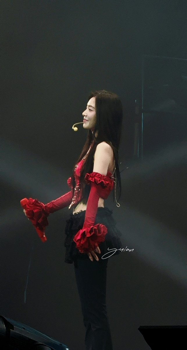 SoloBae91's tweet photo. 250712 Balance in Macau
#아이린 #IRENE 

© 饺子丝丝er https://t.co/m3Mzv5KM0a