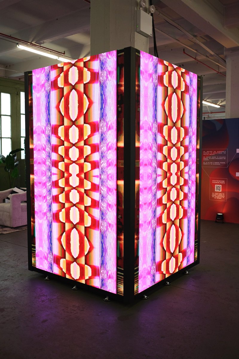 O2Eventworks's tweet image. Scenes from a recent crypto conference at Industry City—multiple #LEDWalls (including a curved one around a mechanical bull), custom column wraps, tons of TVs, lighting, and a suspended tube light sculpture with mirrored top + bottom that stole the show. 
#EventDesign #AV