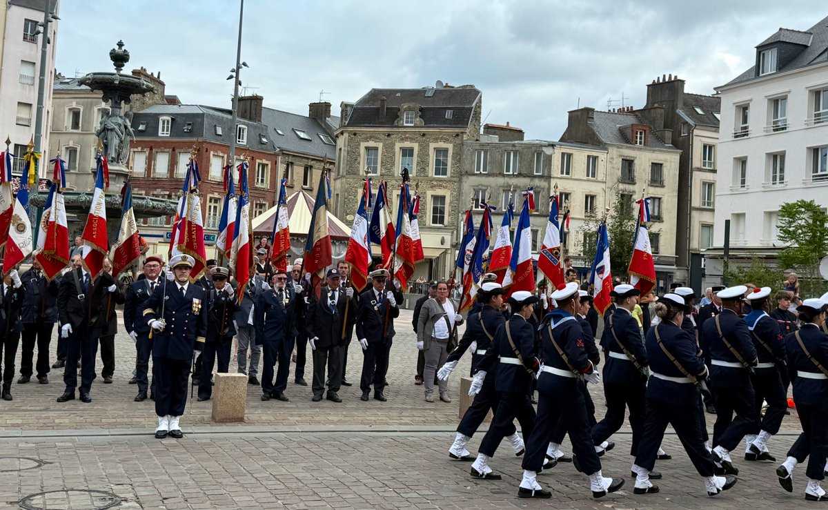 David Margueritte (@dmargueritte) on Twitter photo 🇫🇷 Nous célébrons la France à l’occasion de la cérémonie du 14 juillet à Cherbourg en Cotentin. 
Une pensée pour tous les soldats français assurent notre protection et qui font honneur à notre drapeau. 🇫🇷 Nous célébrons la France à l’occasion de la cérémonie du 14 juillet à Cherbourg en Cotentin. 
Une pensée pour tous les soldats français assurent notre protection et qui font honneur à notre drapeau.