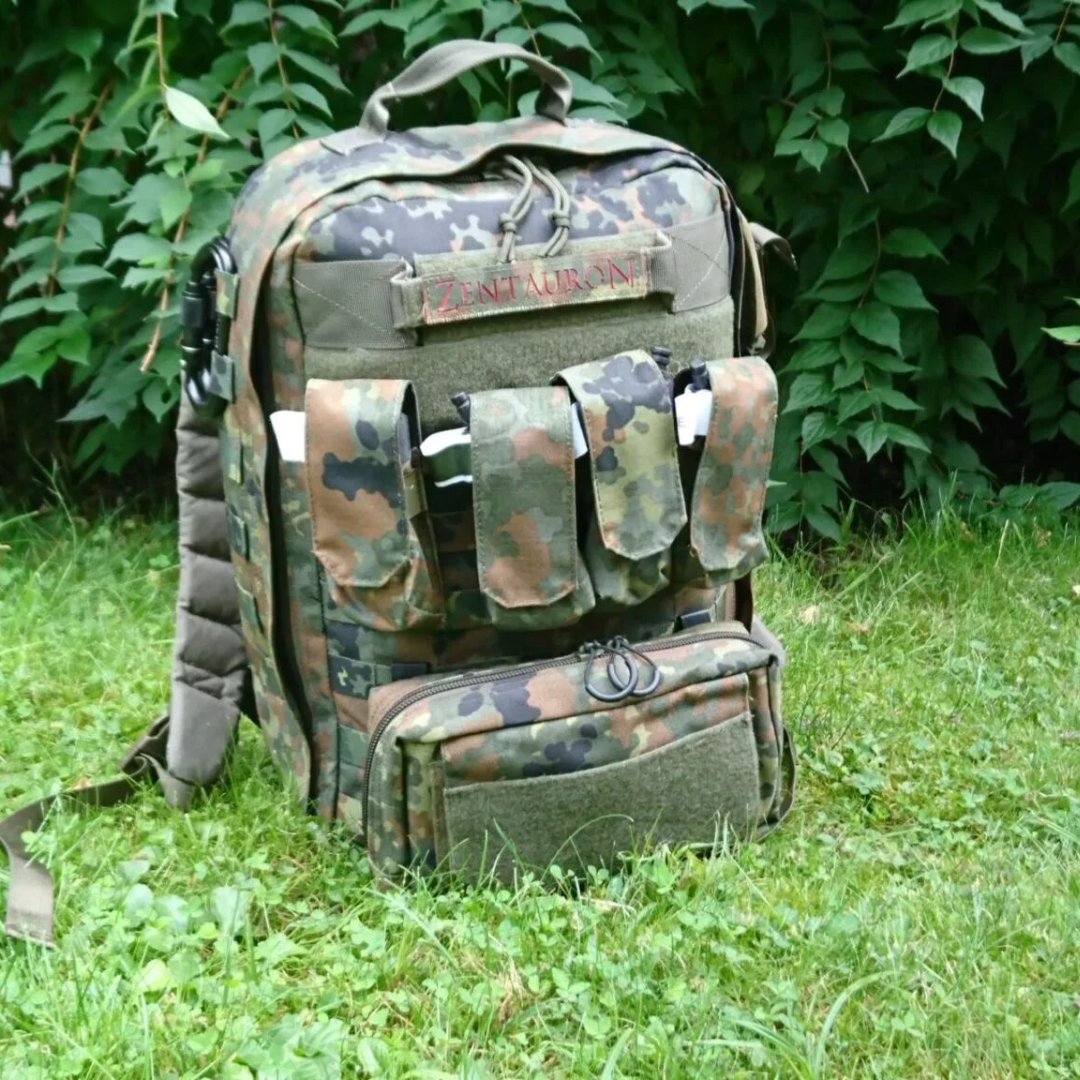 Unser Rettungsrucksack ZFR! 
#Zentauron
-> Modularer Sanitätsrucksack zum individuellen bestücken
-> MOLLE Schlaufen auf der Vorderseite sowie an Seite und Boden
-> IRR / NIR ausgerüstet
-> Made in Germany 🇩🇪

Hier gibt‘s das Ding: bit.ly/4e3IXXO 

#Bundeswehr #Taktisch