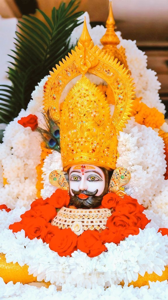 हारे का सहारा खाटू श्याम बाबा हमारा ।।    

श्याम प्यारे के जय 🙌