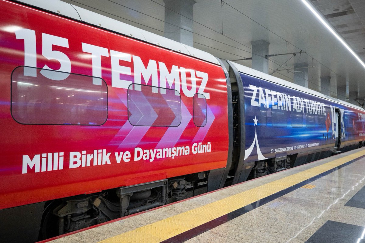 "15 Temmuz Demokrasi ve Milli Birlik Treni" yola çıktı

Ankara, İstanbul, Eskişehir, Konya, Karaman hatları üzerinde 2 ay boyunca sefer yapacak olan 15 Temmuz Demokrasi ve Milli Birlik Treni, ilk seferi için bugün Ankara'dan yola çıktı.

Zaferin Adı Türkiye 🇹🇷