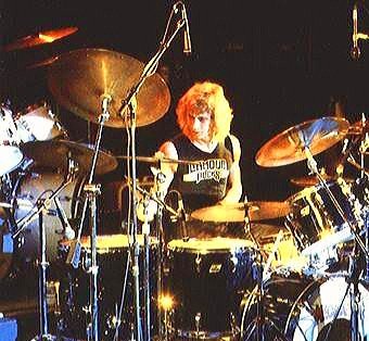 F3hvu6kKTYXcOAF's tweet image. If I say I love you at the end, that's the last thing I'm going to say, giving forgiveness rather than asking for forgiveness.

#GarSamuelson  
#RIP

#Megadeth - Wake Up Dead
youtu.be/4kSvN1dQjxc?si…

The Conjuring - Drum and Bass Track
youtu.be/3TBQzw4kmvk?si…