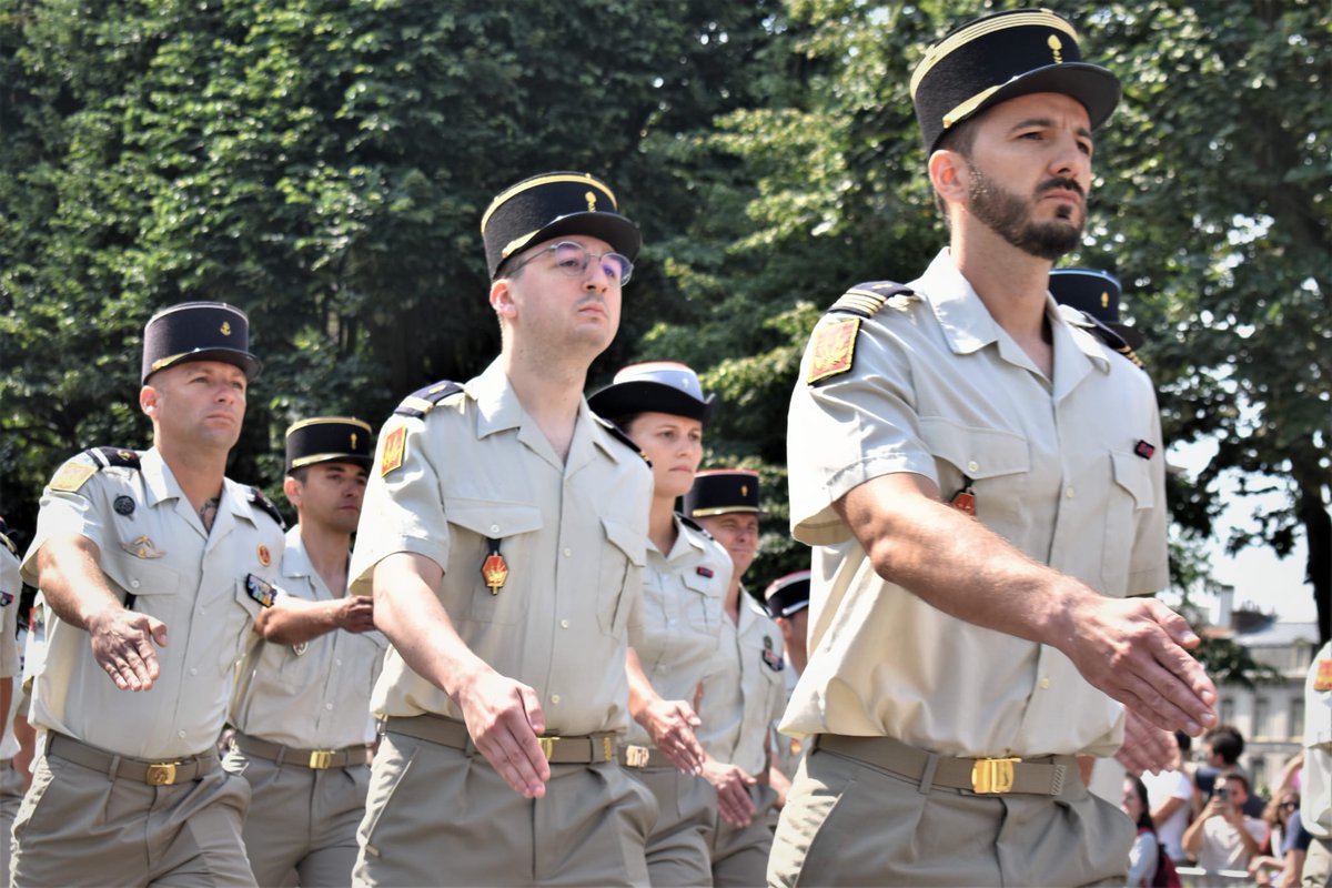 CommandementFOT's tweet image. 🇫🇷 Une délégation du CFOT a eu l’honneur de participer au #14juillet à Lille.
Fierté, engagement et cohésion au service de la Nation. #SoldatsDeFrance 🫡
@armeedeterre @armeeszne @lillefrance
📸 : bureau communication du Gouverneur militaire de #lille