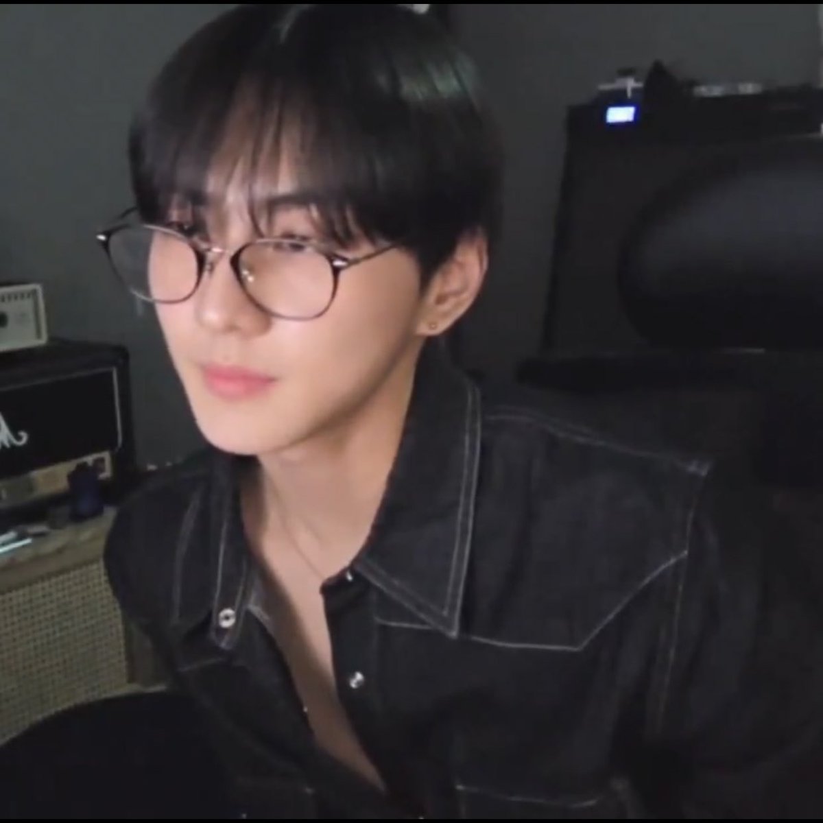 PIC0209's tweet image. YANG JUNGWON??!!