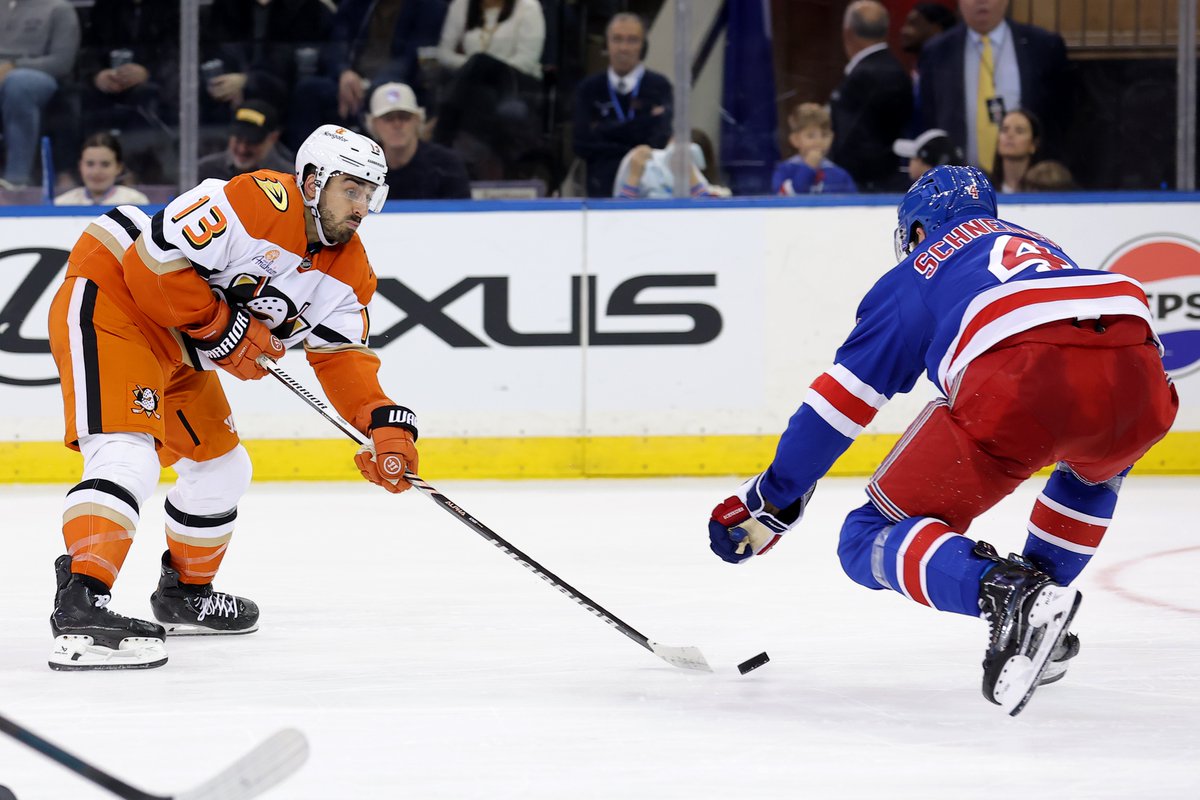 Blueshirt Banter (@blueshirtbanter) on Twitter photo What's Left for the Rangers: 6 Forwards New York Could Target to Bolster Depth
From bounce-back candidates to veteran leaders, these are the forwards the Rangers should consider signing before opening night.
Read it here ➡️➡️➡️ blueshirtbanter.com/whats-left-for… via <a href="/Almost_August/">Chris Feldman</a> #NYR What's Left for the Rangers: 6 Forwards New York Could Target to Bolster Depth
From bounce-back candidates to veteran leaders, these are the forwards the Rangers should consider signing before opening night.
Read it here ➡️➡️➡️ blueshirtbanter.com/whats-left-for… via <a href="/Almost_August/">Chris Feldman</a> #NYR