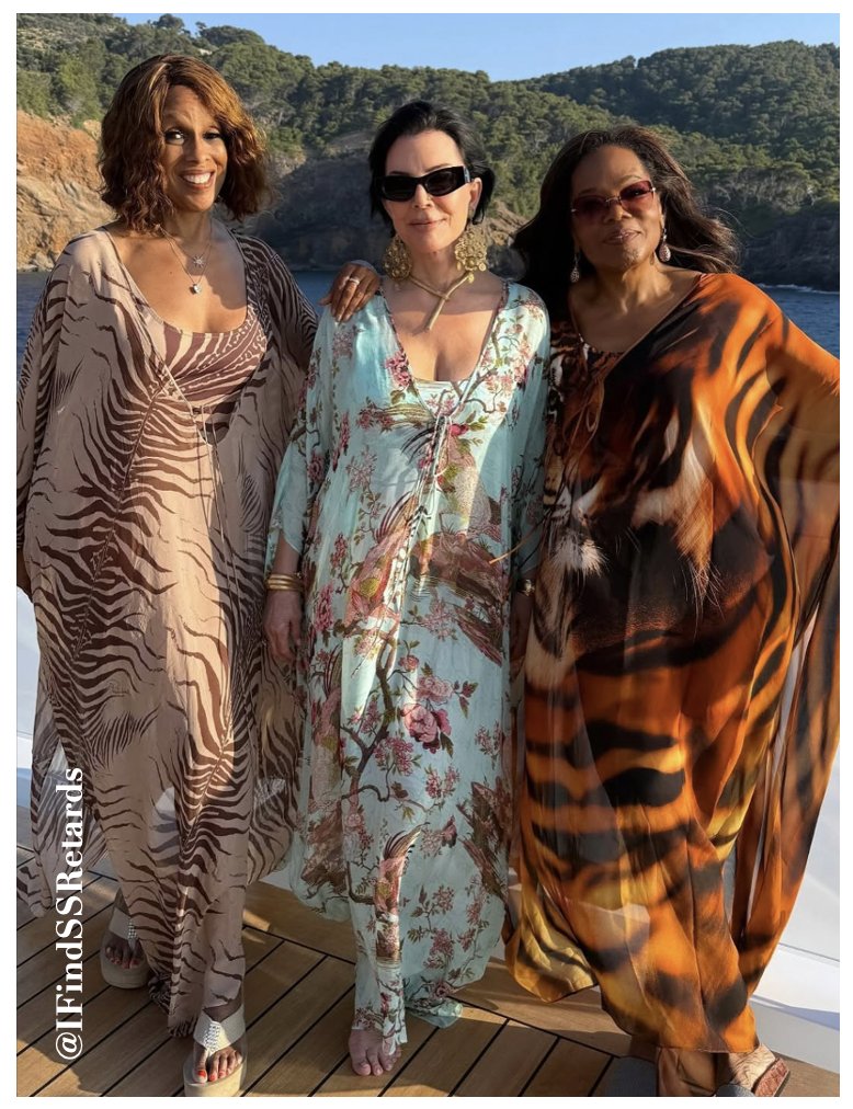 IFindSSRetards's tweet image. Found Them Sailing Away In Mallorca #SussexSquad