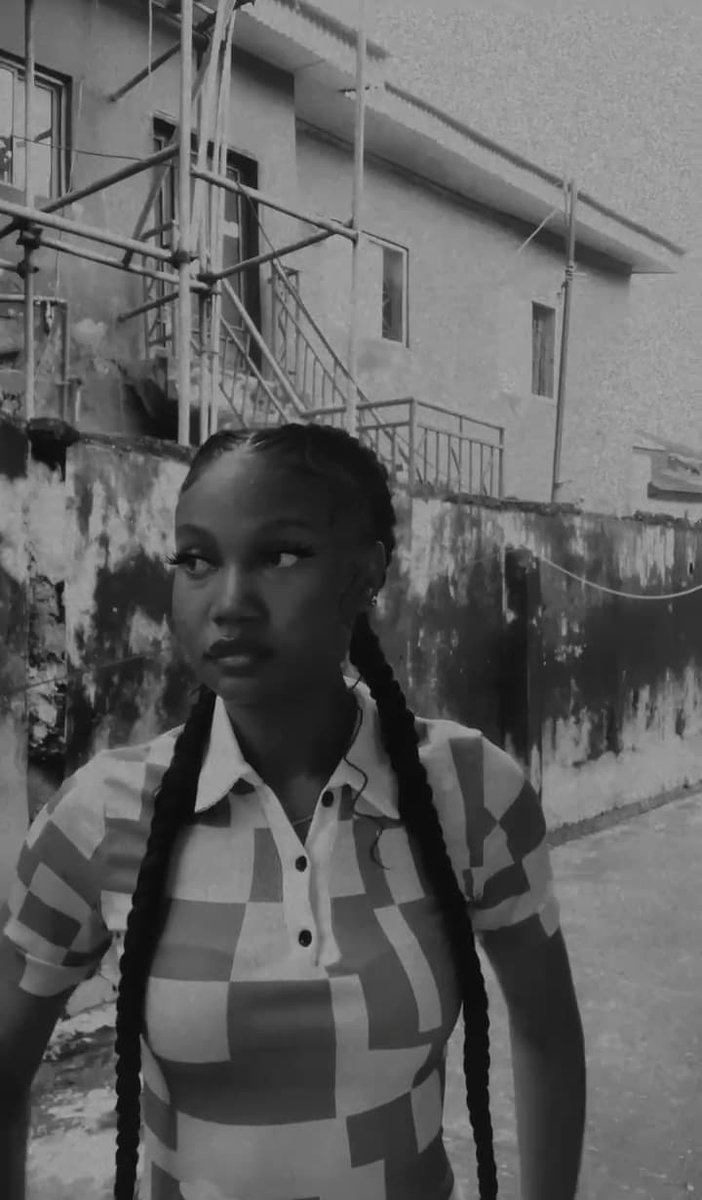 _ayaoba1_'s tweet image. I’m Esther, a Product &amp;amp; UI UX Designer.

I help startups turn confusing flows into clear, trust-building digital experiences.

Currently rebranding. Documenting everything.  
Available for freelance/remote work.

Let’s design something smart. 💼