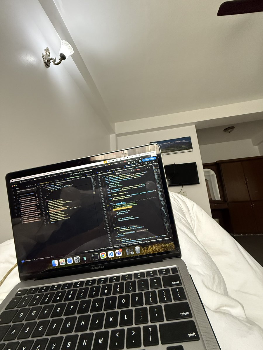 manozcodes's tweet image. Hey X friends! 👋

I’m cooking up a little 𝗦𝗮𝗮𝗦 idea — nothing fancy, just hoping it brings real value to real people. 🌱

Not here to chase clout, cash, or unicorn dreams 🦄 — just building with heart and curiosity.

Let’s see where this journey goes 🚀🇳🇵
#buildinpublic