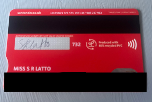 ❌LOST PROPERTY! ❌

Bank Card found on Rochdale Road between Walsden Cricket &amp; Bowling Club and Waggon &amp; Horses!

Been handed in at Walsden Cricket &amp; Bowling Club.

Message if yours and collection can be arranged.