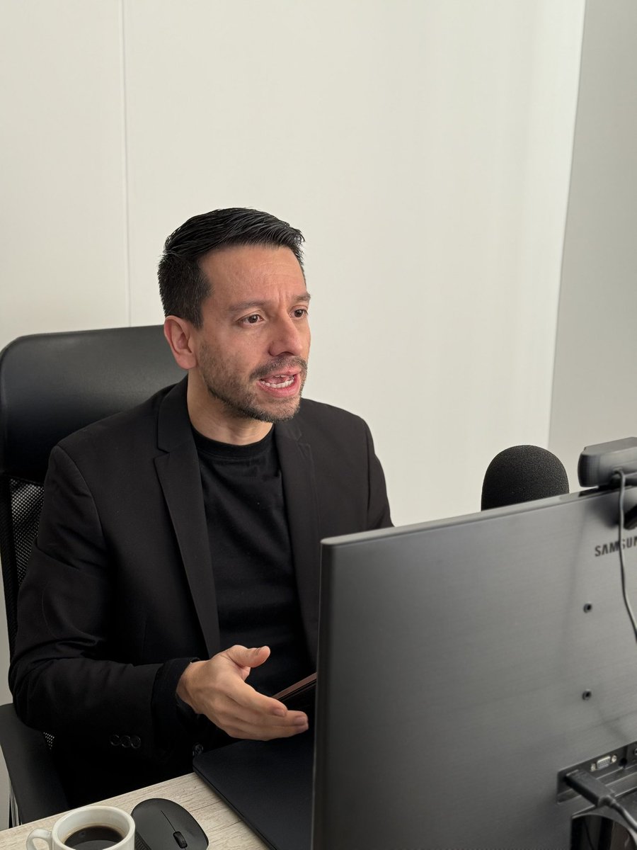 Carlos Cardona tweet media