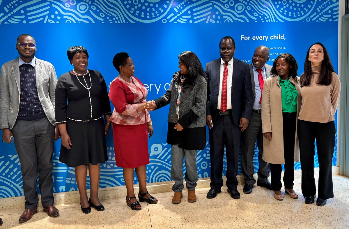 ShaheenSnilofer's tweet image. Today, I was honoured to host Madam @IpatoSurum, Chair of the @AFGMBoard, and her team. We reflected on the progress & challenges ahead on Ending FGM by 2030 through initiatives like @GPtoEndFGM with support from @UNICEFKe together with @UNFPAKen to #EndFGM in #Kenya. Our…