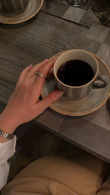 Today's mood sponsored by coffee😍😍
#HappyMonday