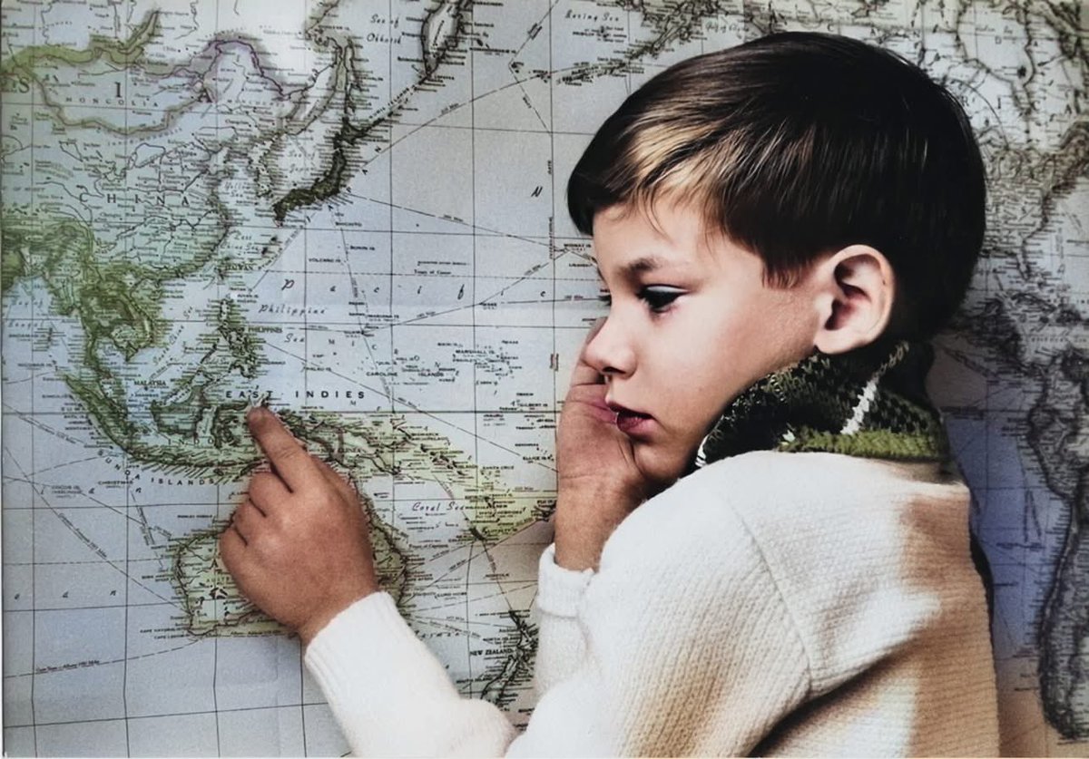 Louis_LAmour's tweet image. Louis L'Amour had an extensive library but it wasn’t all about the west by any means. He just liked learning. He had everything from “name your baby” books to technical journals from NASA. He did have a huge collection of topographic maps. Many of them from the earliest days…
