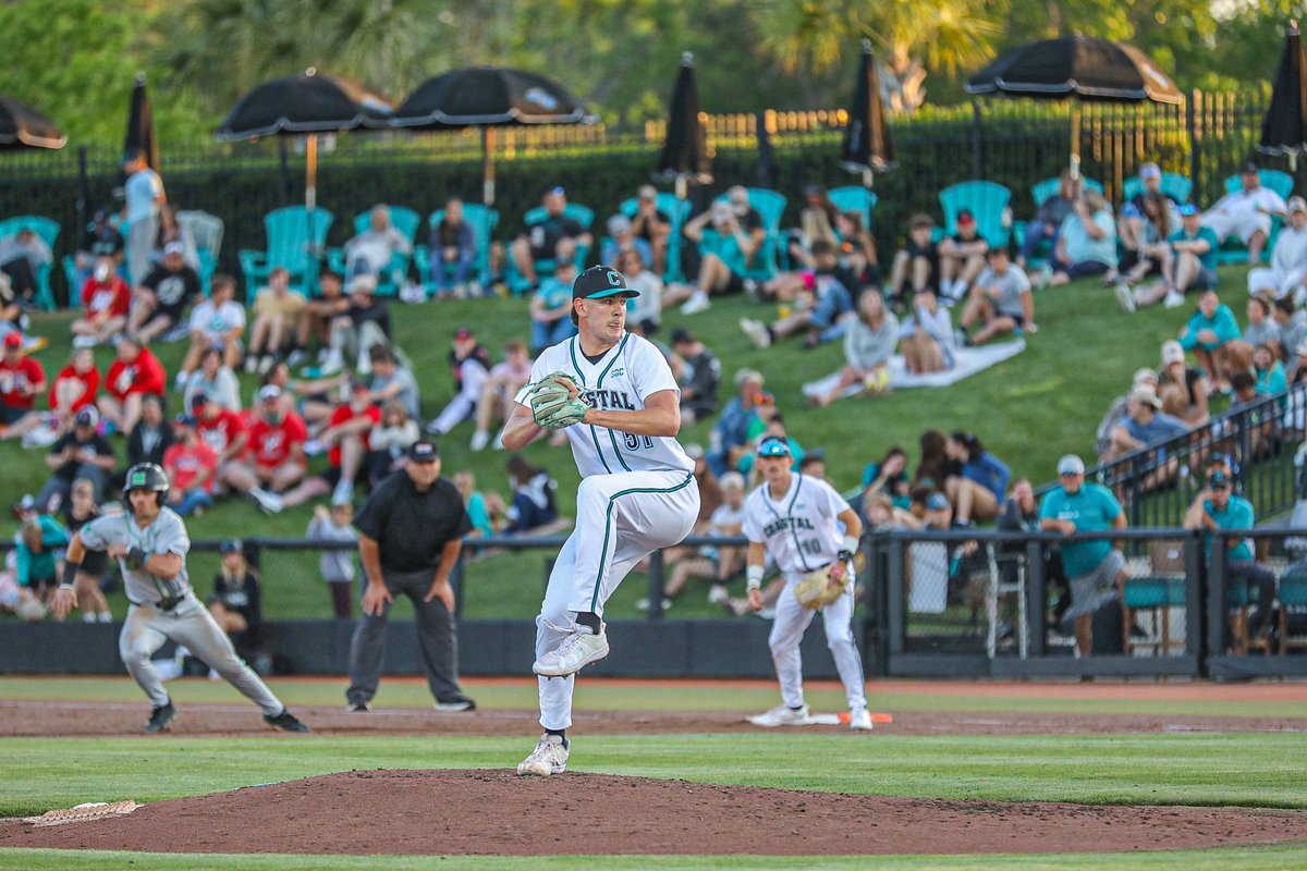 CoastalBaseball's tweet image. Two of our best got the call last night
More on Bo β‘οΈ bit.ly/4lVuGjt
More on Mo β‘οΈ bit.ly/4lozwpl