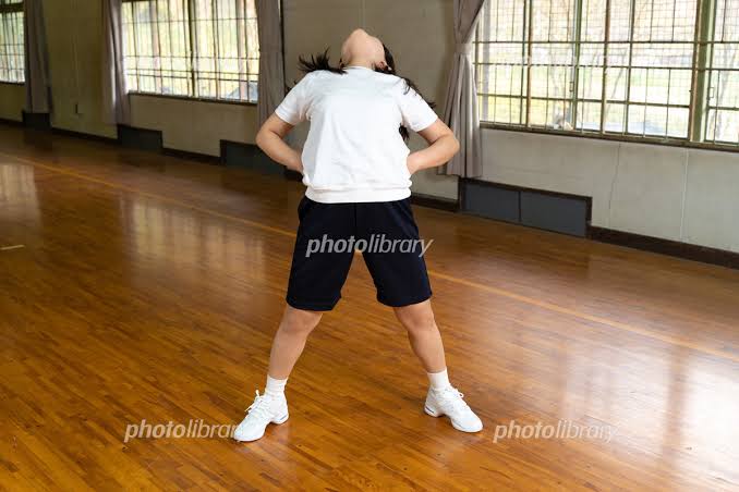 (あ、ボール挟まってる)