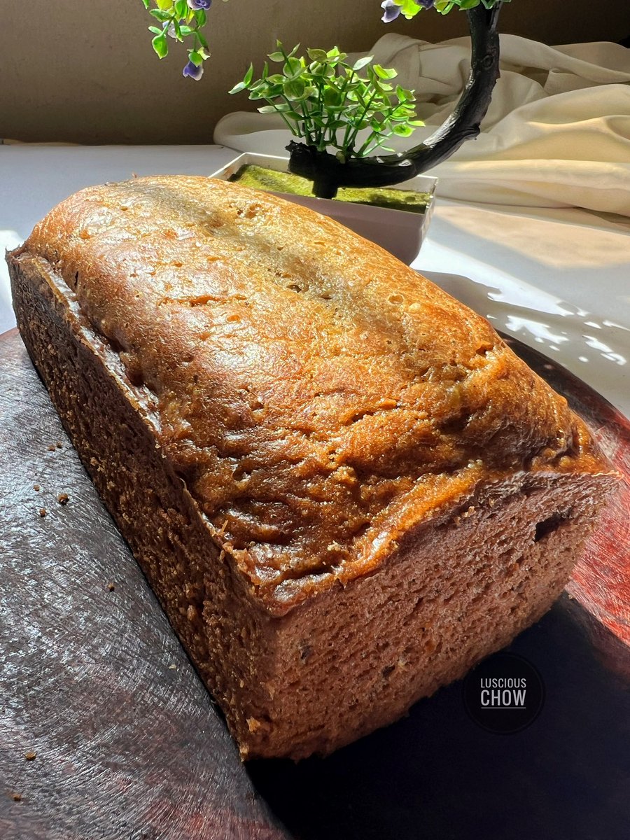 ADAEZE๐ฉโ๐ณ๐ธ- ODOGWU OF BANANA BREAD (@adaezennaji_) on Twitter photo Available for immediate delivery.
2 regular banana bread loaves and 2 minis (red velvet and plain).
<a href="/luscious_chow/">Luscious Chow</a> Available for immediate delivery.
2 regular banana bread loaves and 2 minis (red velvet and plain).
<a href="/luscious_chow/">Luscious Chow</a>