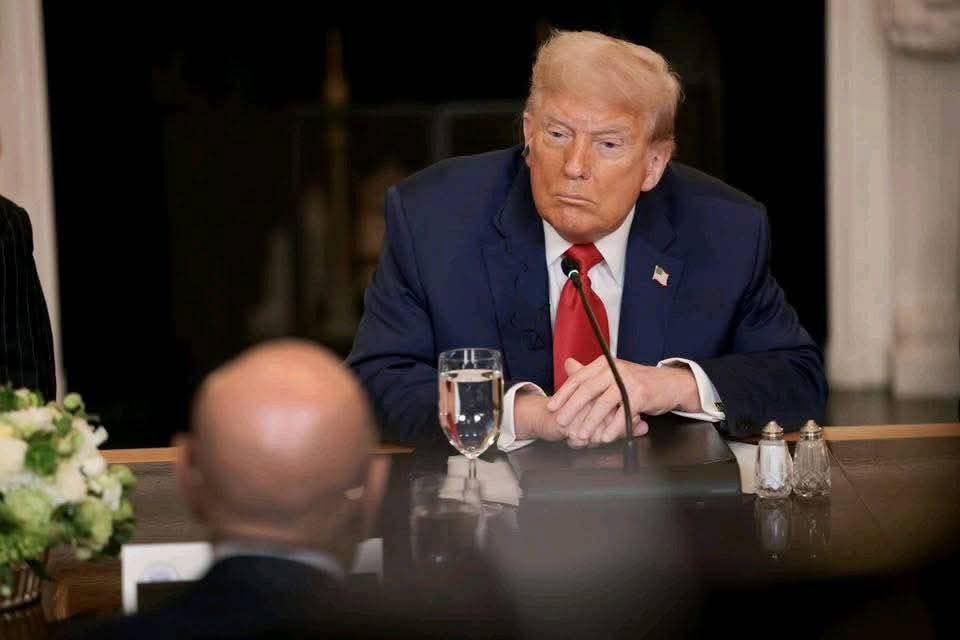 ترامب عقب حضوره نهائي كأس العالم للأندية أمس :
تشيلسي وباريس ضيعو 90 دقيقة من حياتي 
السعودية و الإمارات سوف يدفعون الثمن